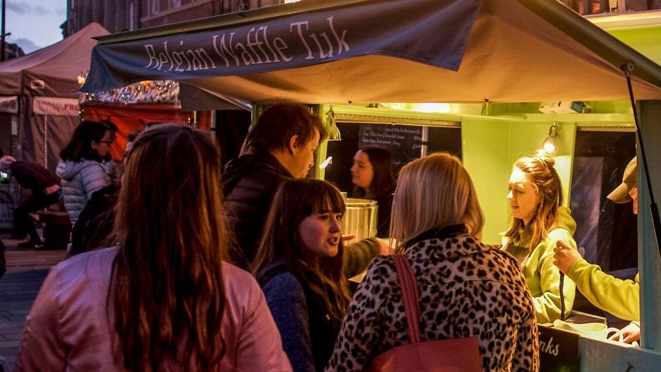 DURHAM FULL MOON STREET FOOD MARKET